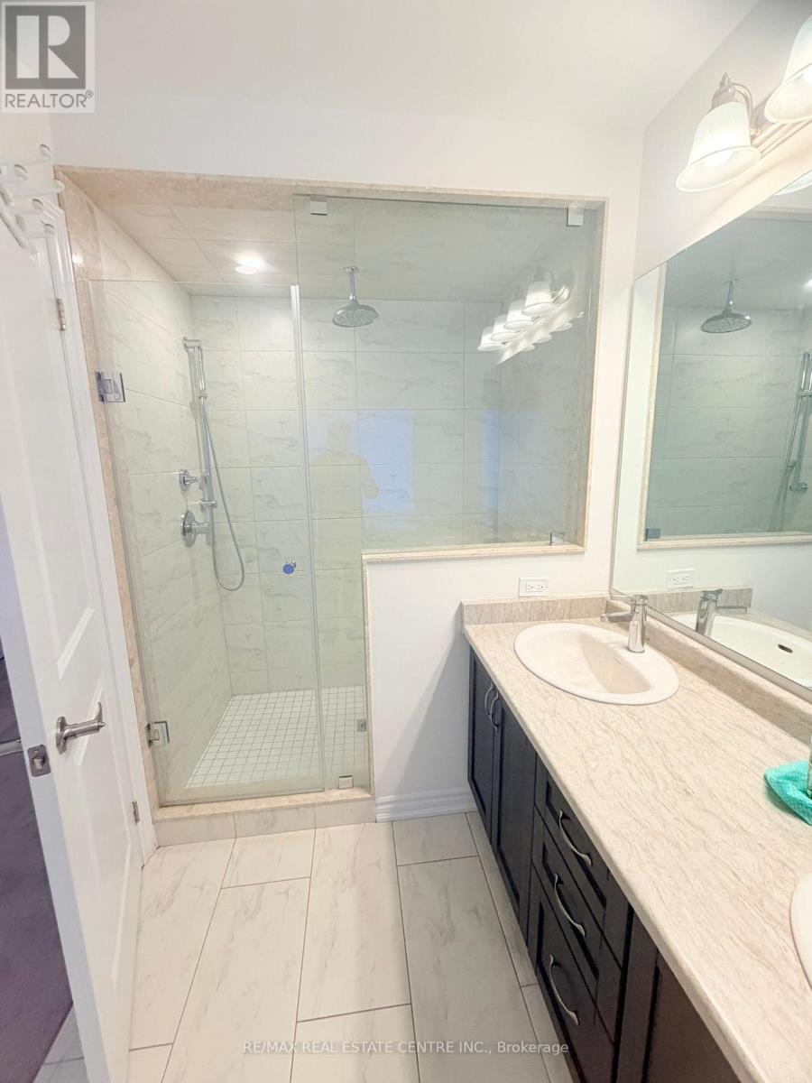 298 Carnwith Drive E, Whitby, Ontario  L1M 0M3 - Photo 10 - E12693440