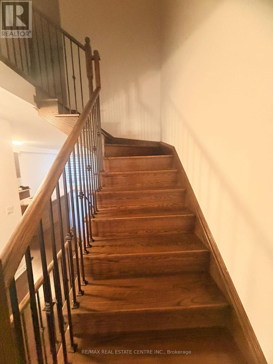 298 Carnwith Drive E, Whitby, Ontario  L1M 0M3 - Photo 6 - E12693440