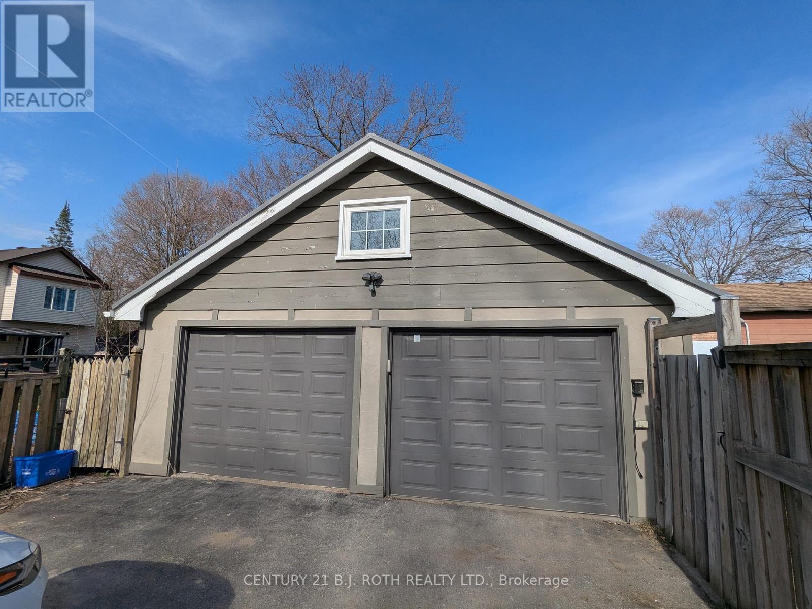 2709 25 Side Road, Innisfil, Ontario  L9S 3T1 - Photo 2 - N12693428