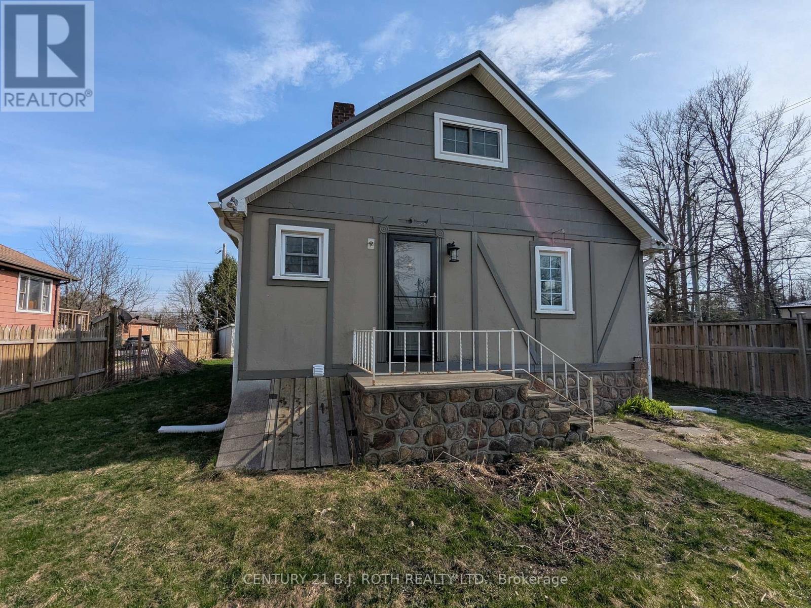 2709 25 Side Road, Innisfil, Ontario  L9S 3T1 - Photo 3 - N12693428