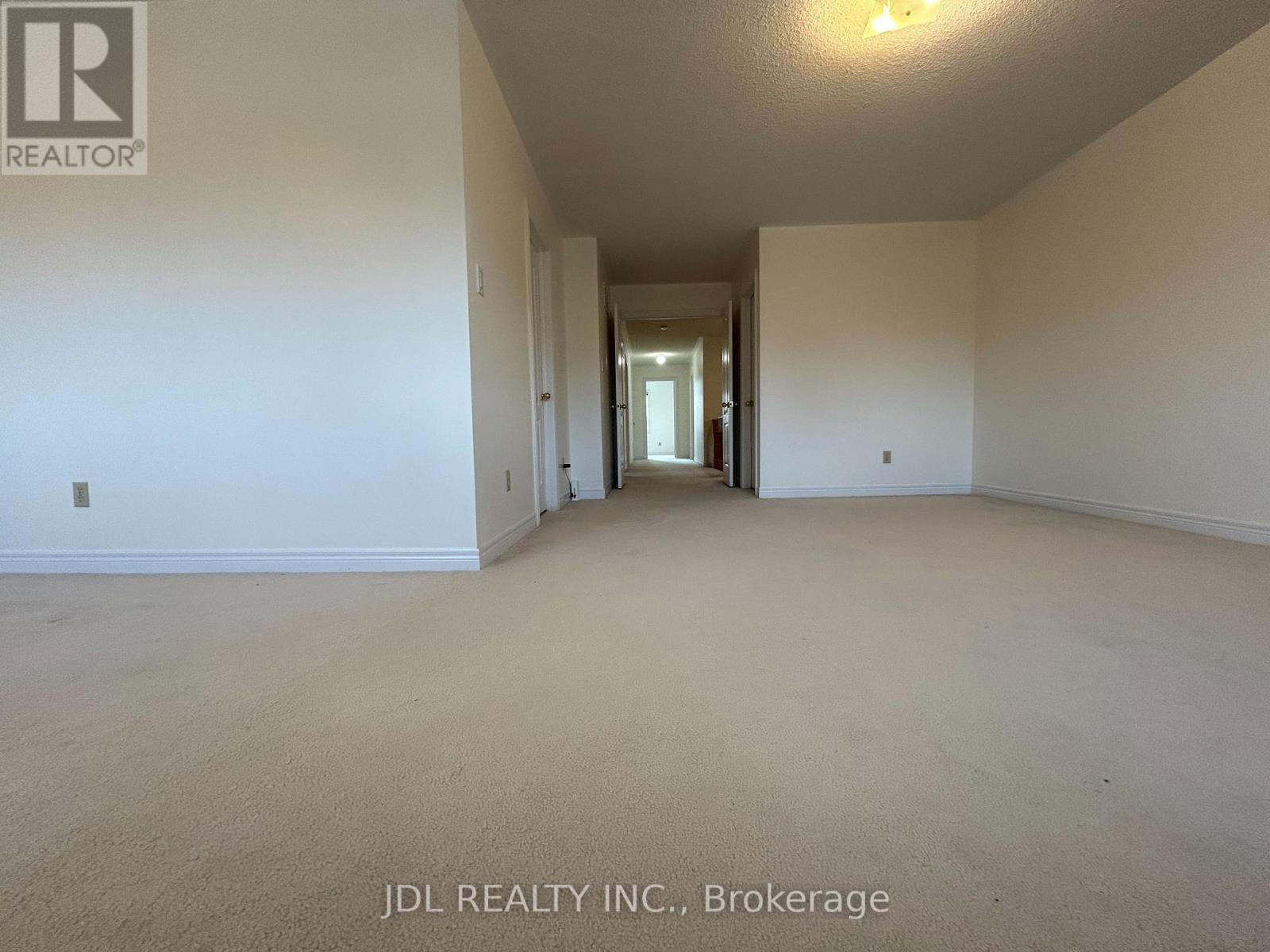 49 Melville St Street, Richmond Hill, Ontario L4B 4J1 - Photo 11 - N12693430