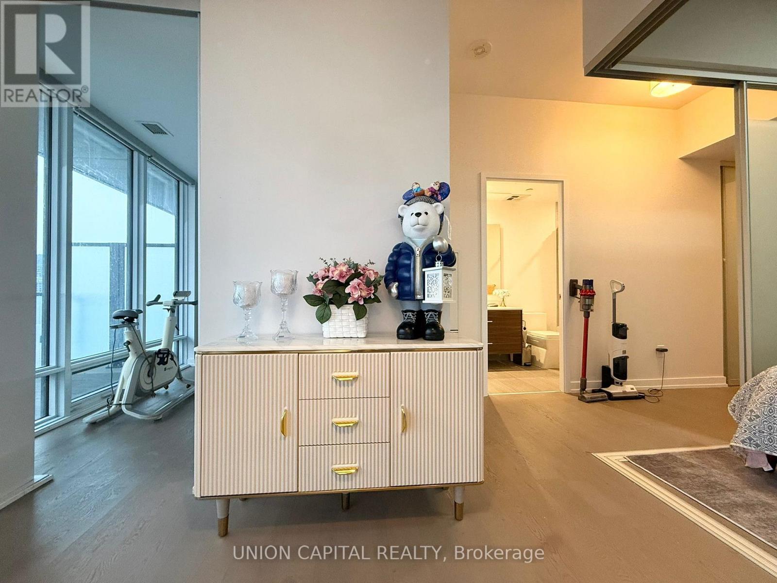 3516 - 488 University Avenue, Toronto, Ontario  M5G 0C1 - Photo 4 - C12690034