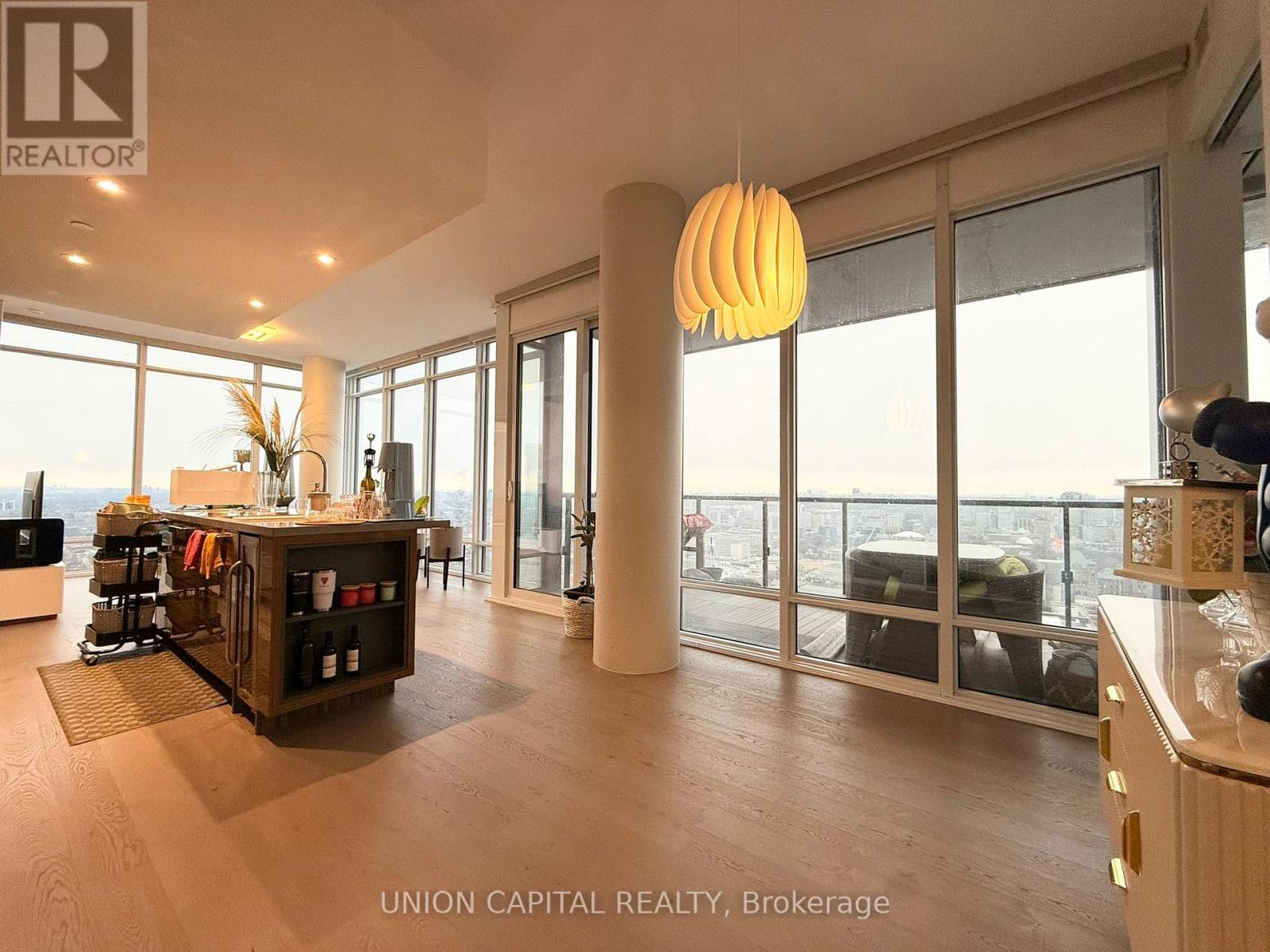 3516 - 488 University Avenue, Toronto, Ontario  M5G 0C1 - Photo 5 - C12690034