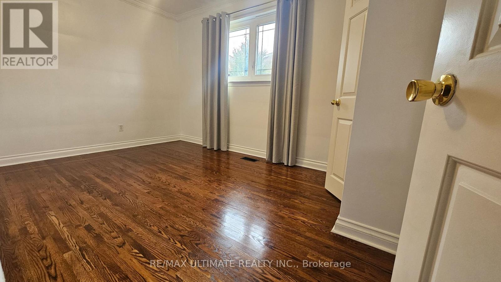 Main - 14 Bengal Court, Toronto, Ontario  M3L 1X9 - Photo 16 - W12693394