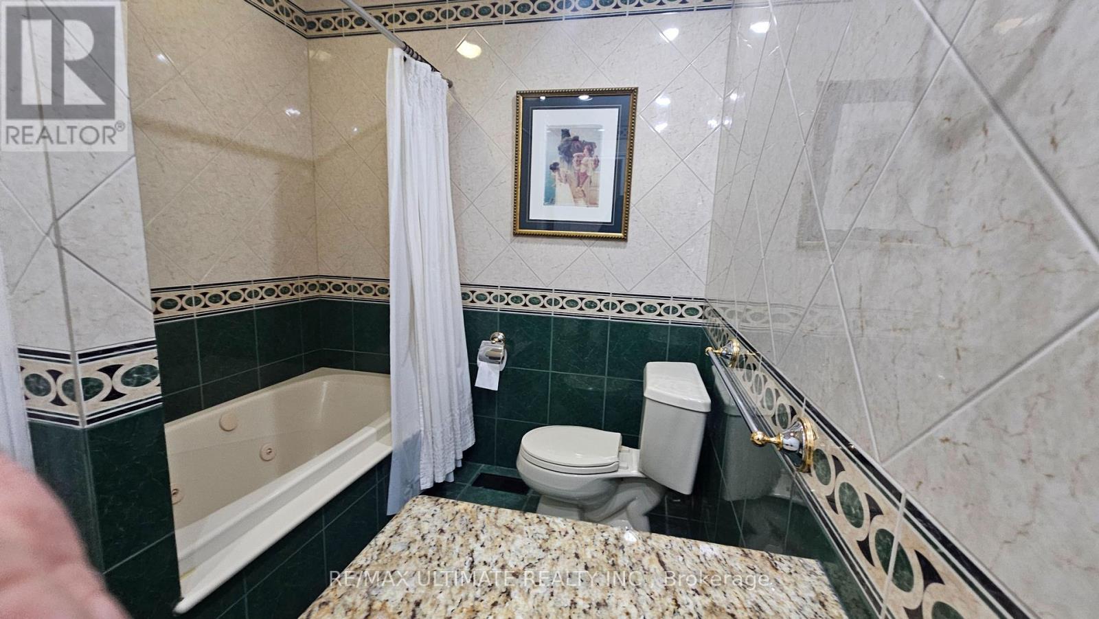 Main - 14 Bengal Court, Toronto, Ontario  M3L 1X9 - Photo 19 - W12693394