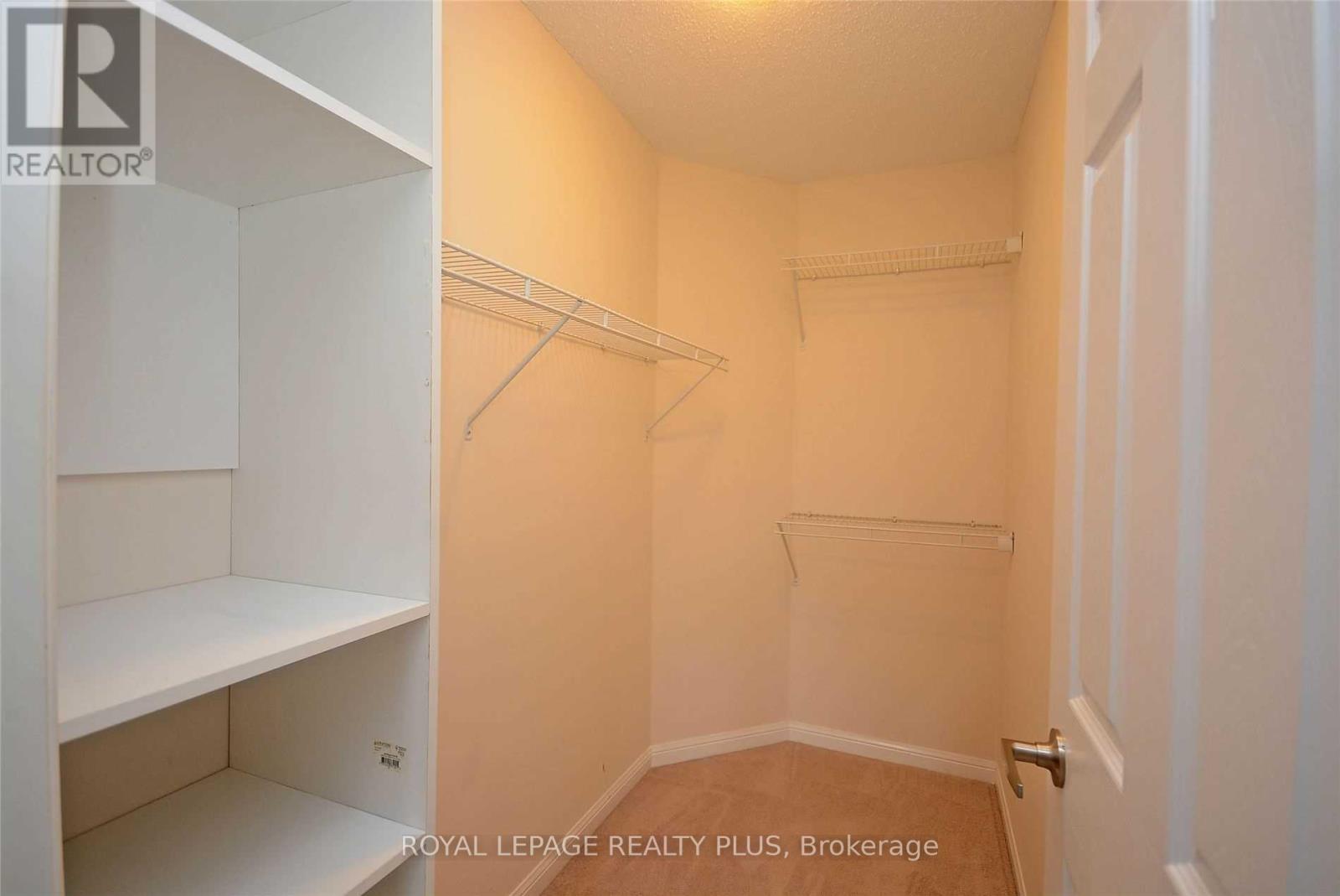 346 Cavanagh Lane, Milton, Ontario  L9T 8G2 - Photo 14 - W12693422