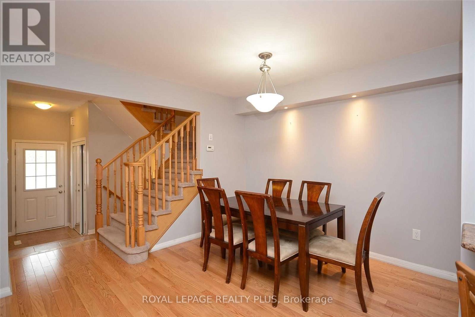 346 Cavanagh Lane, Milton, Ontario  L9T 8G2 - Photo 8 - W12693422