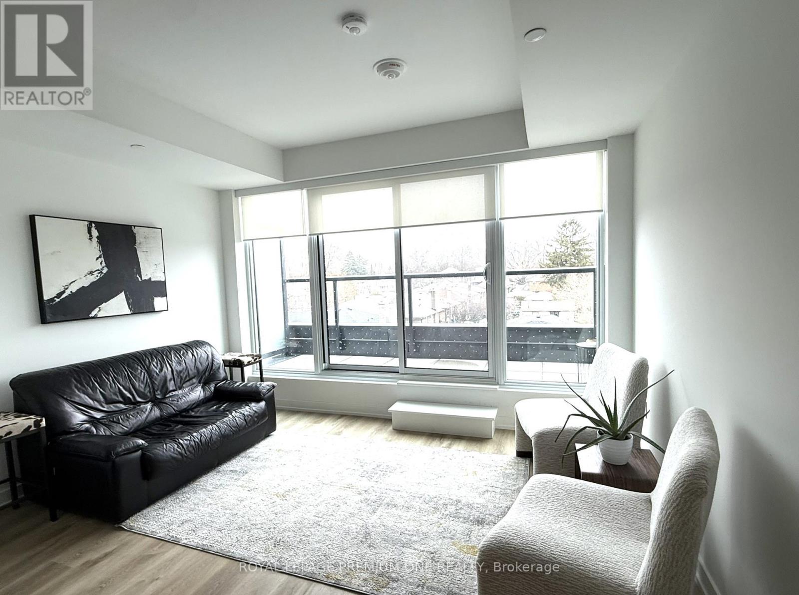 319 - 6 Chartwell Road, Toronto, Ontario  M8Z 0H2 - Photo 12 - W12693464