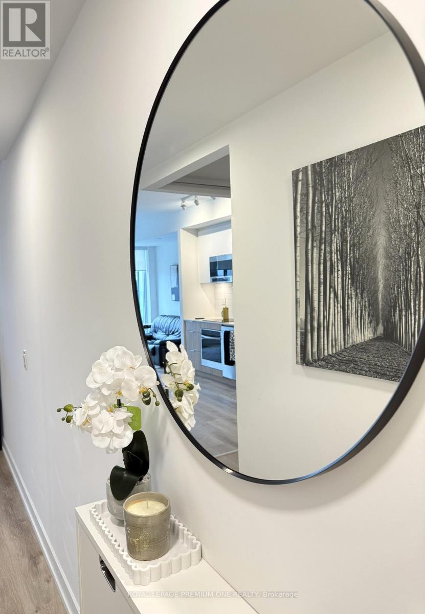 319 - 6 Chartwell Road, Toronto, Ontario  M8Z 0H2 - Photo 6 - W12693464