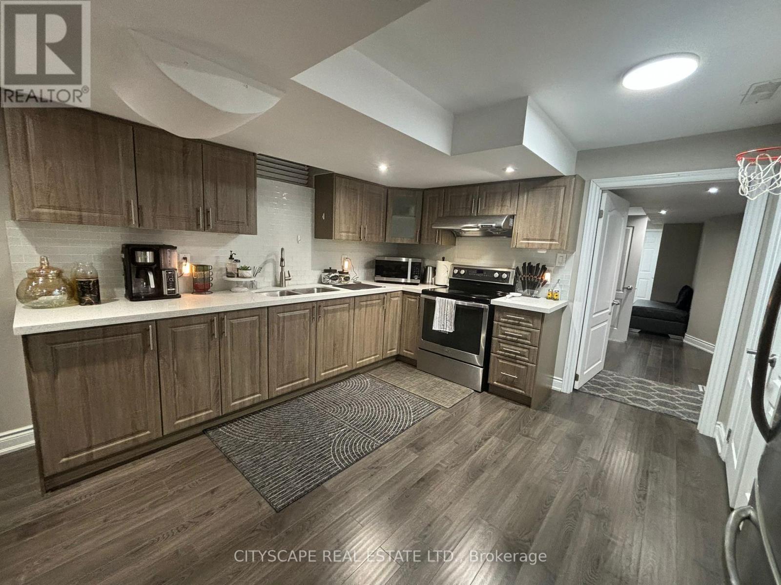 50 Mountain Ridge Road, Brampton, Ontario  L6Y 0B4 - Photo 7 - W12693488