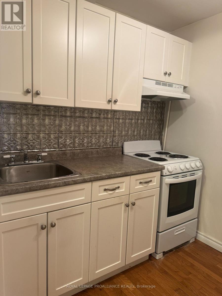 11a - 158 Cromwell Street, Trent Hills, Ontario  K0L 1L0 - Photo 6 - X12691244