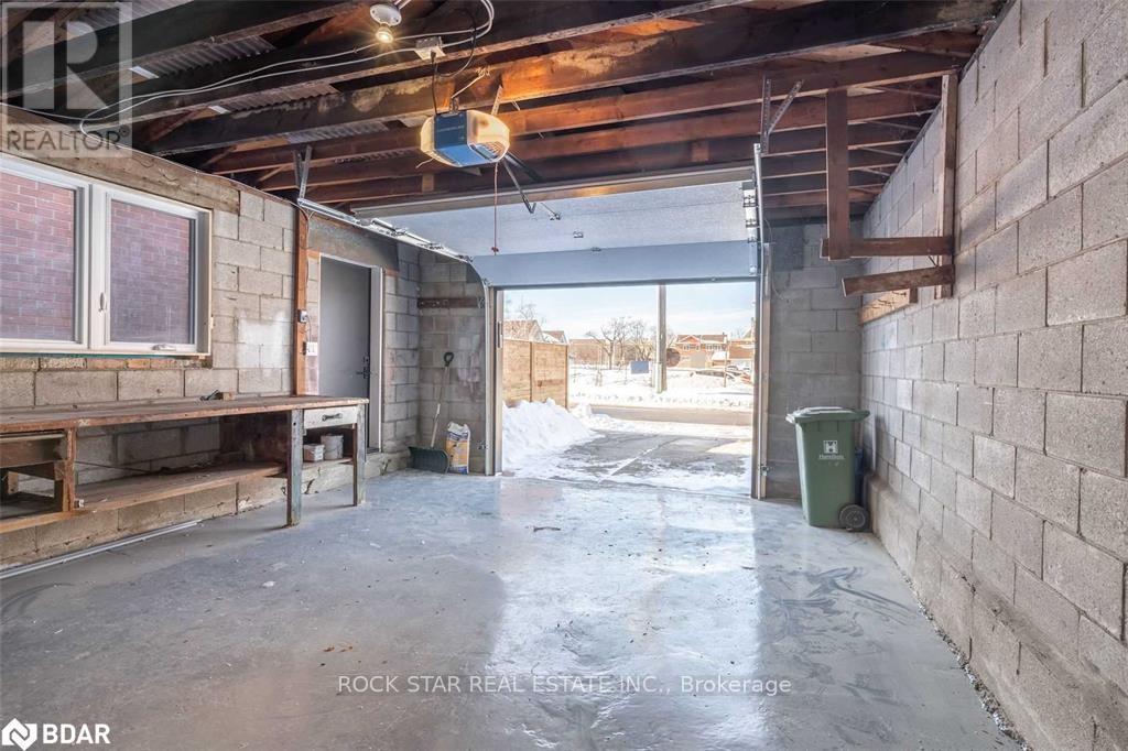 Upper - 1 Edward Street, Hamilton, Ontario  L8L 2V2 - Photo 26 - X12693398