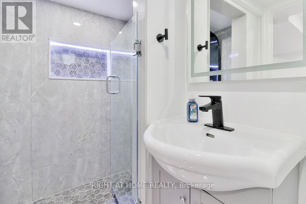 5 Prince Paul Crescent, St. Catharines, Ontario  L2N 3A8 - Photo 26 - X12693406