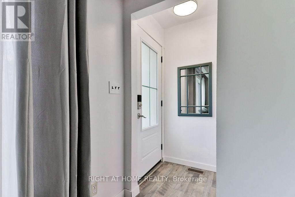 5 Prince Paul Crescent, St. Catharines, Ontario  L2N 3A8 - Photo 3 - X12693406