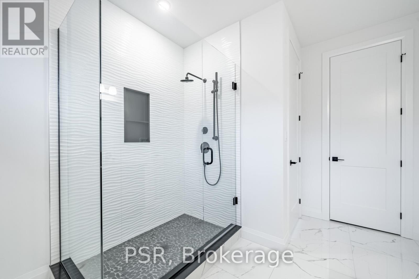 129 Daugaard Avenue, Brant, Ontario  N3L 0L6 - Photo 30 - X12693420