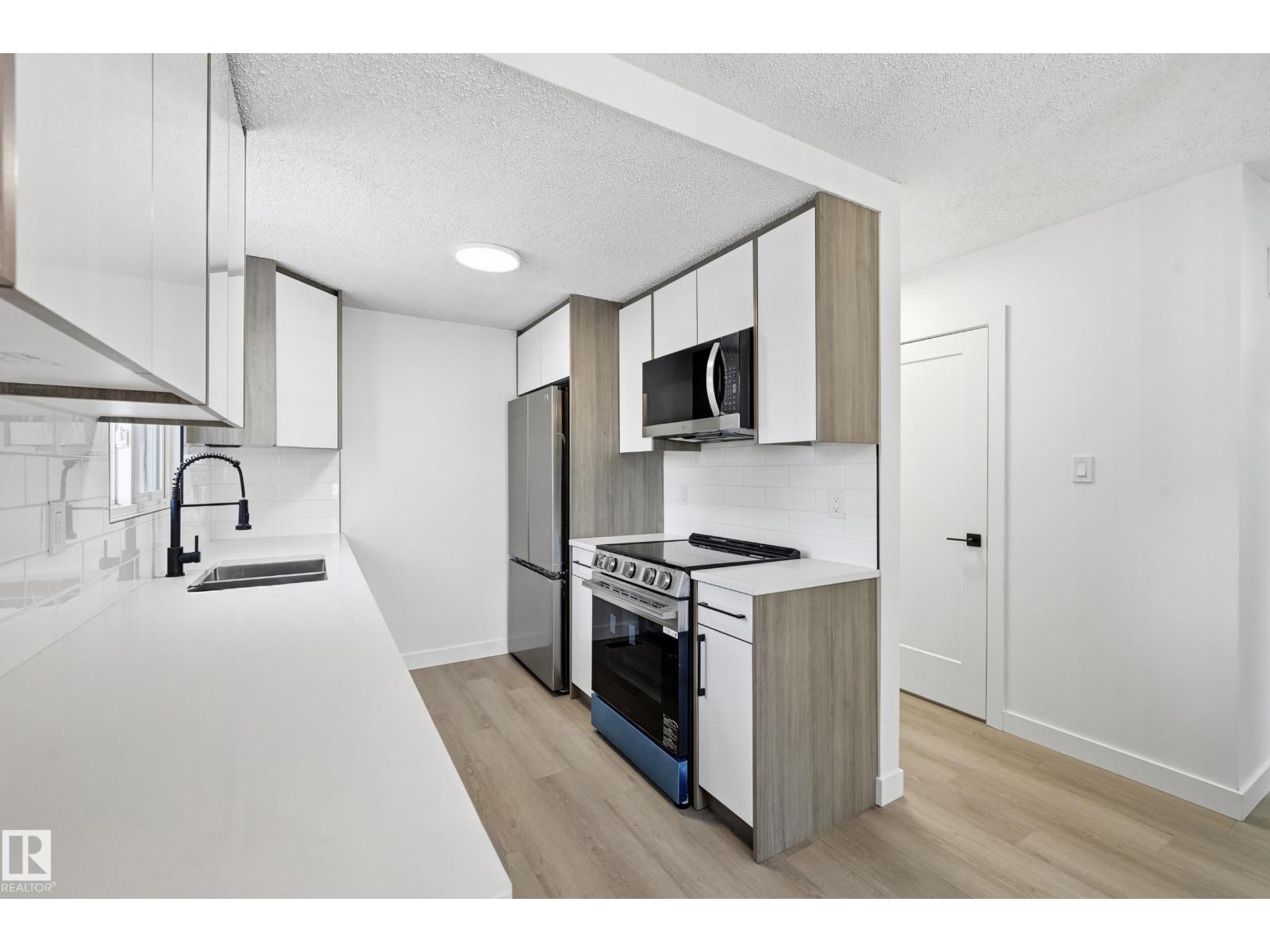 191d Homestead Cr Nw, Edmonton, Alberta  T5A 2Y2 - Photo 5 - E4469924