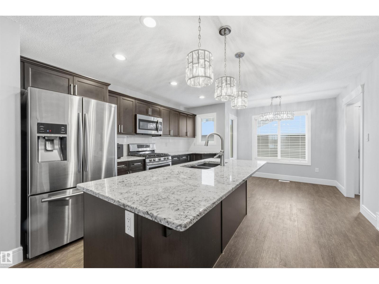 281 Desrochers Bv Sw Sw, Edmonton, Alberta  T6W 3H9 - Photo 11 - E4469925