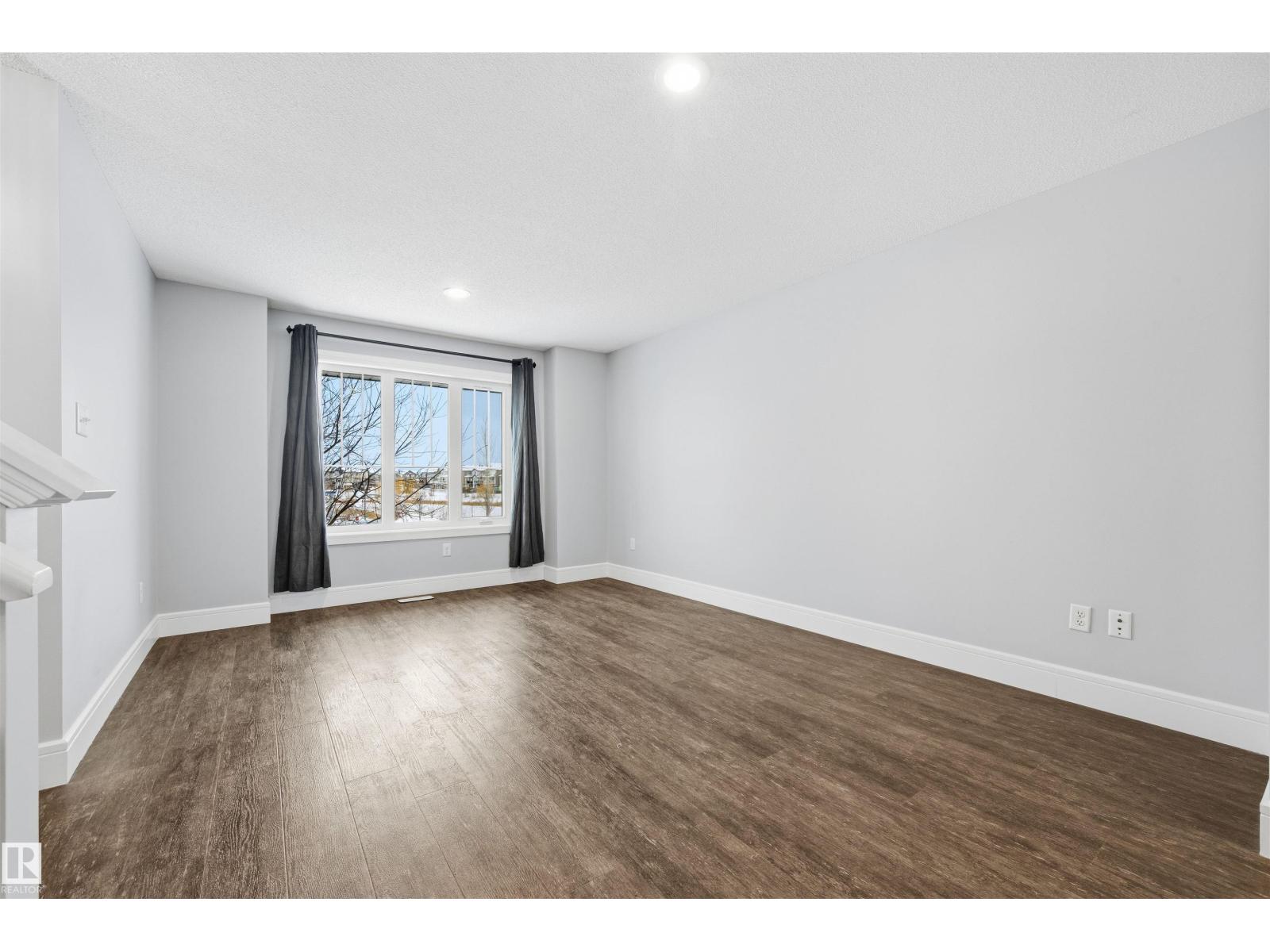 281 Desrochers Bv Sw Sw, Edmonton, Alberta  T6W 3H9 - Photo 8 - E4469925