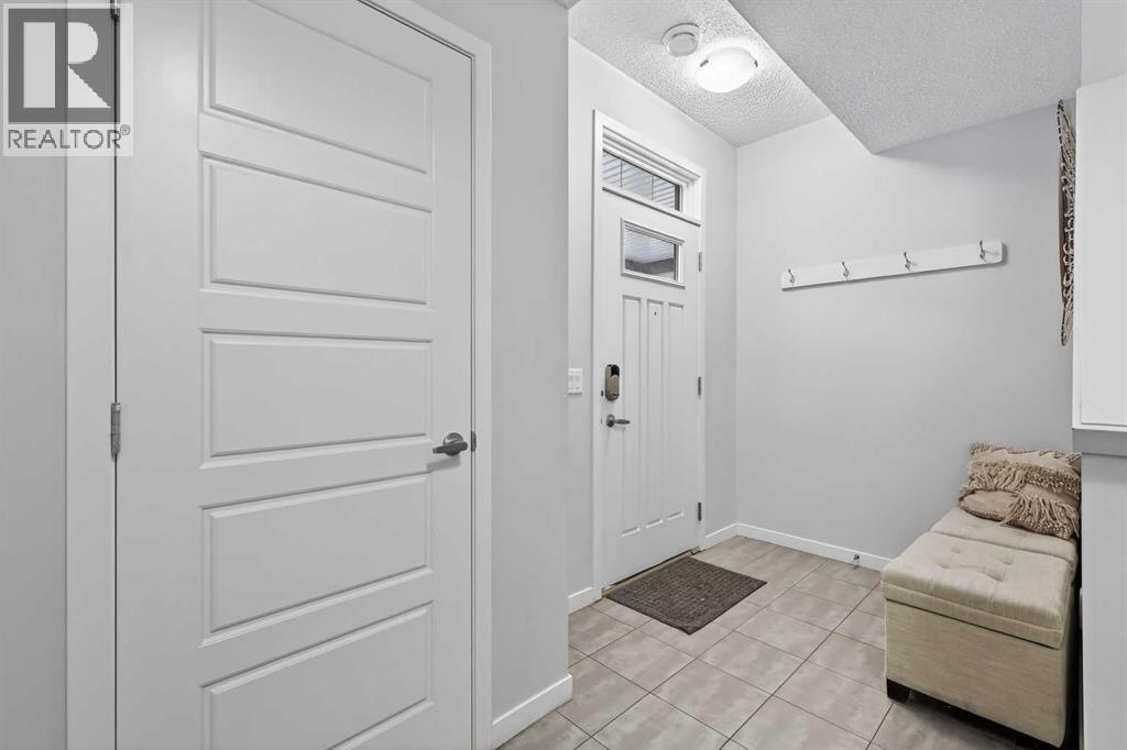 228 New Brighton Walk Se, Calgary, Alberta  T2Z 5C7 - Photo 2 - A2277539