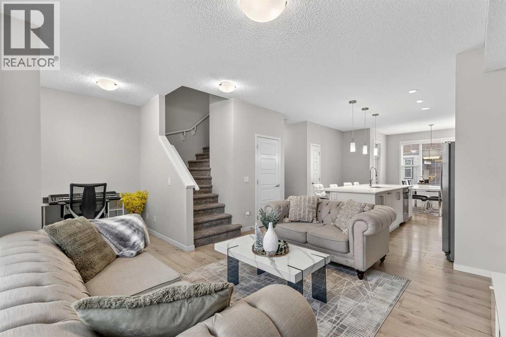 228 New Brighton Walk Se, Calgary, Alberta  T2Z 5C7 - Photo 6 - A2277539