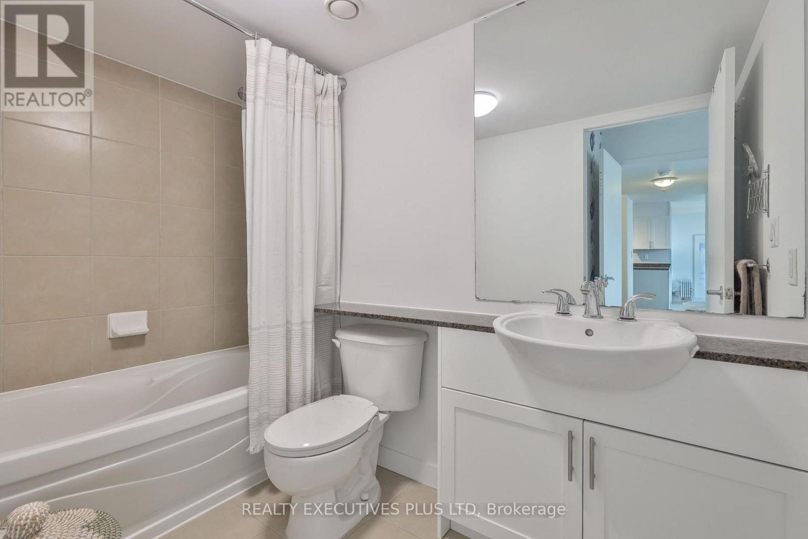 2703 - 381 Front Street W, Toronto, Ontario  M5V 3R8 - Photo 28 - C12590908