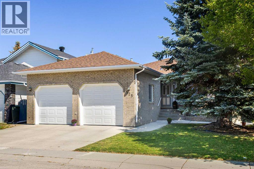 125 Edgebrook Road NW, calgary, Alberta