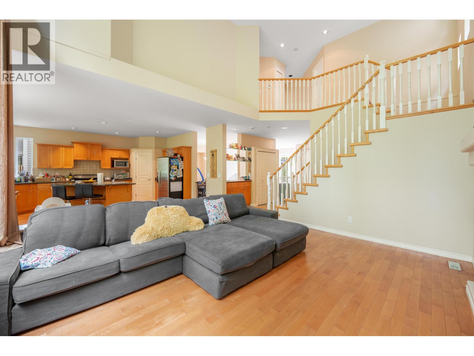 3305 Chartwell Grn, Coquitlam, British Columbia  V3E 3N1 - Photo 8 - R3079226