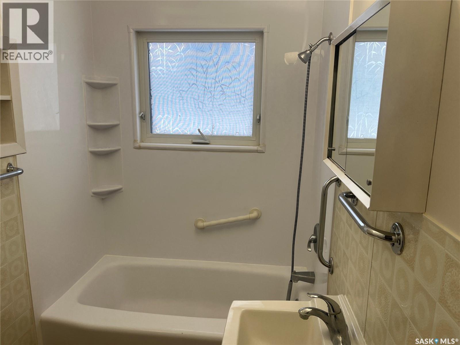 530 5th Street Ne, Wadena, Saskatchewan  S0A 4J0 - Photo 20 - SK023710