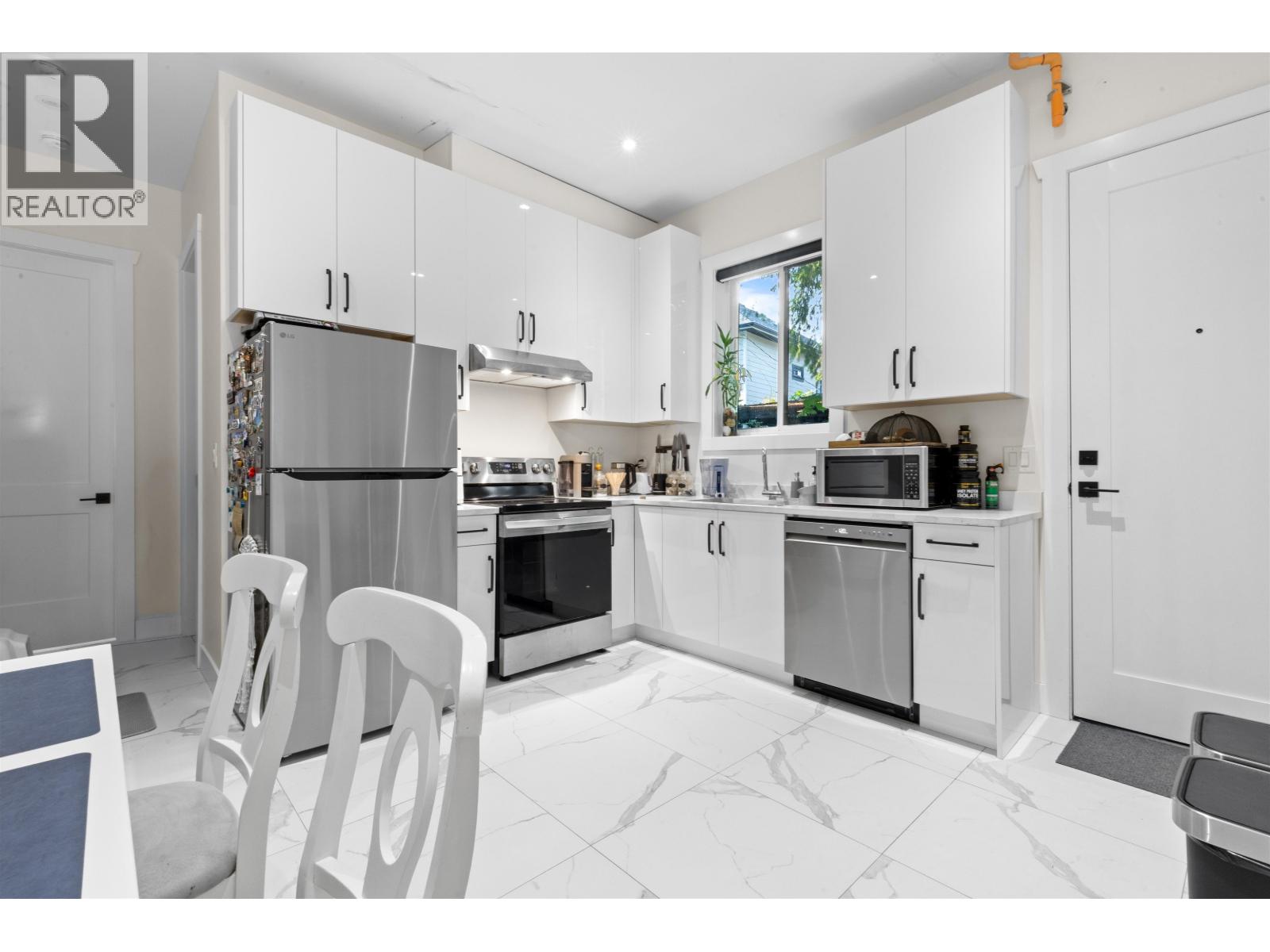 1421 Barberry Drive, Port Coquitlam, British Columbia V3B 1G2 - Photo 35 - R3078395