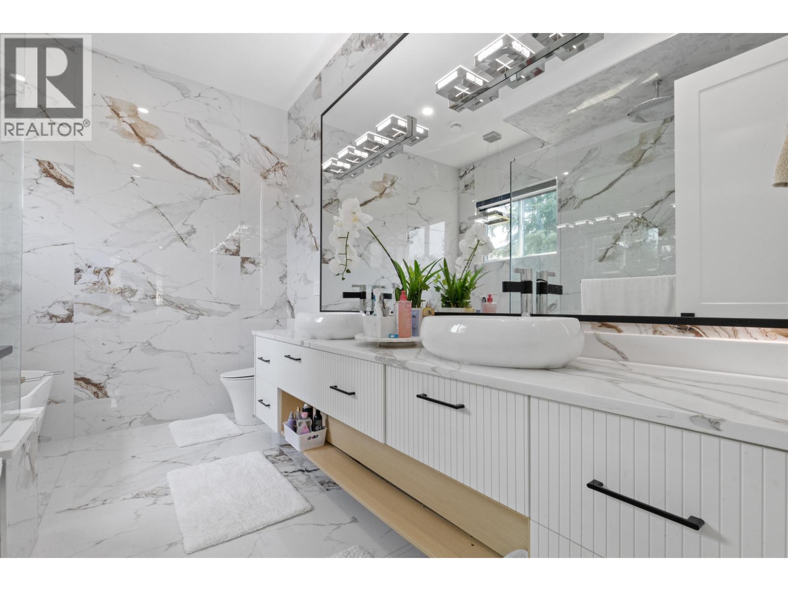 1421 Barberry Drive, Port Coquitlam, British Columbia V3B 1G2 - Photo 17 - R3078395