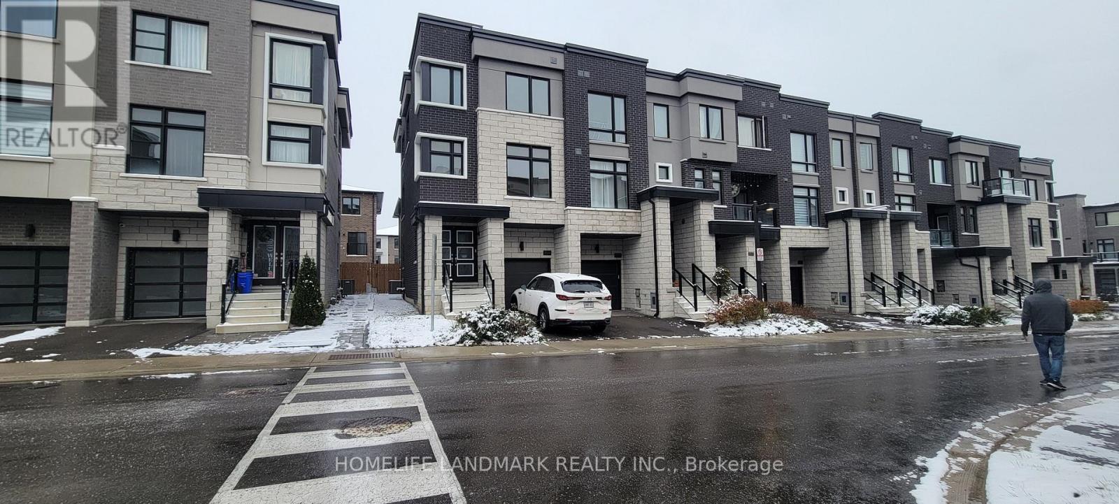 2514 Castlegate Crossing, Pickering, Ontario  L1X 0H6 - Photo 23 - E12693516