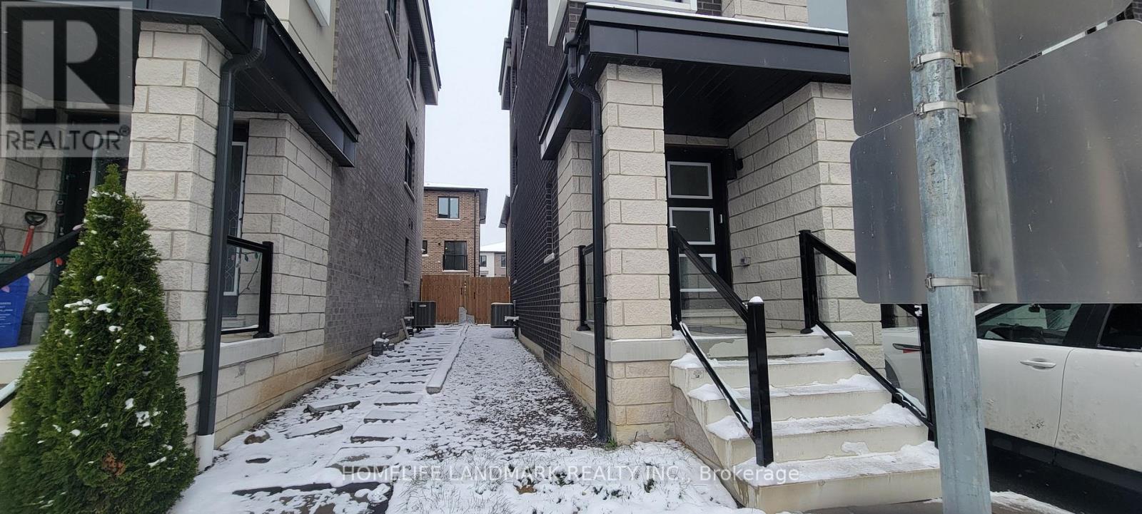 2514 Castlegate Crossing, Pickering, Ontario  L1X 0H6 - Photo 26 - E12693516