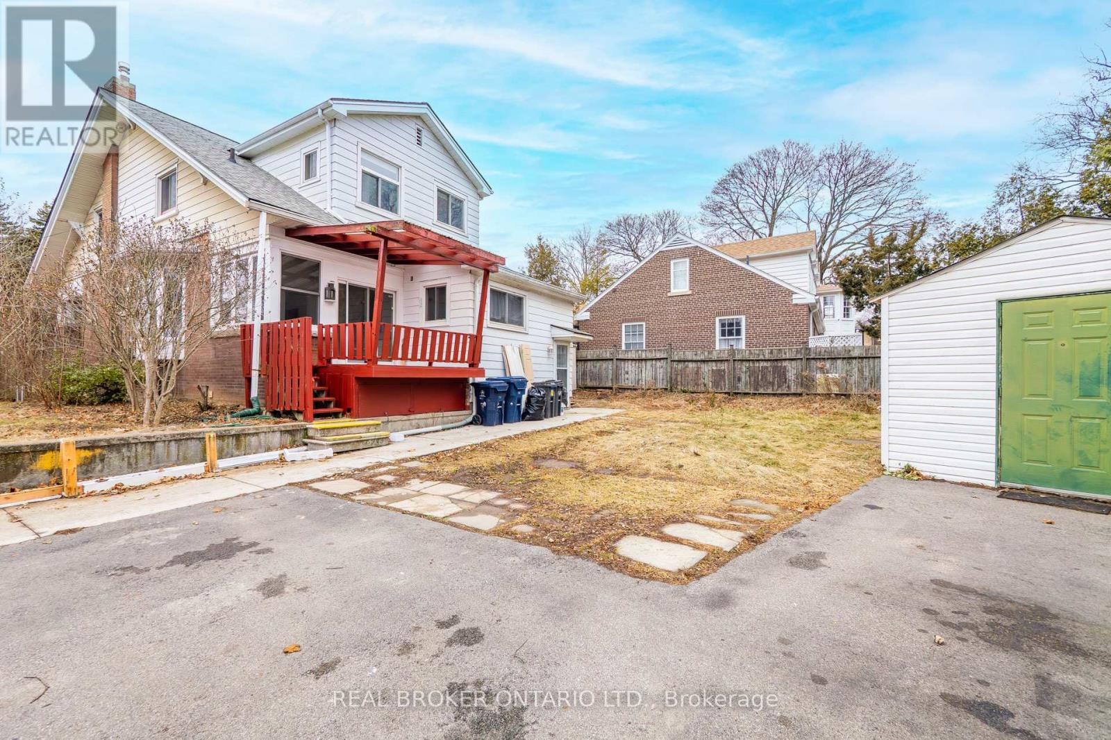 2585 Lakeshore Boulevard W, Toronto, Ontario  M8V 1G3 - Photo 37 - W12691506