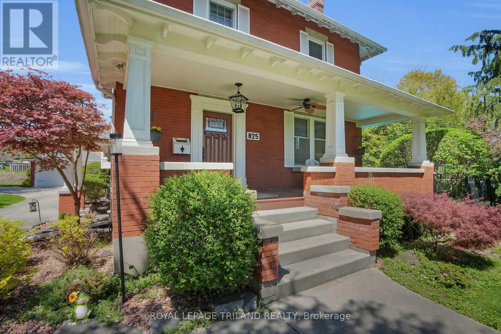 Photo 2 of 50 for 825 Riverside Drive