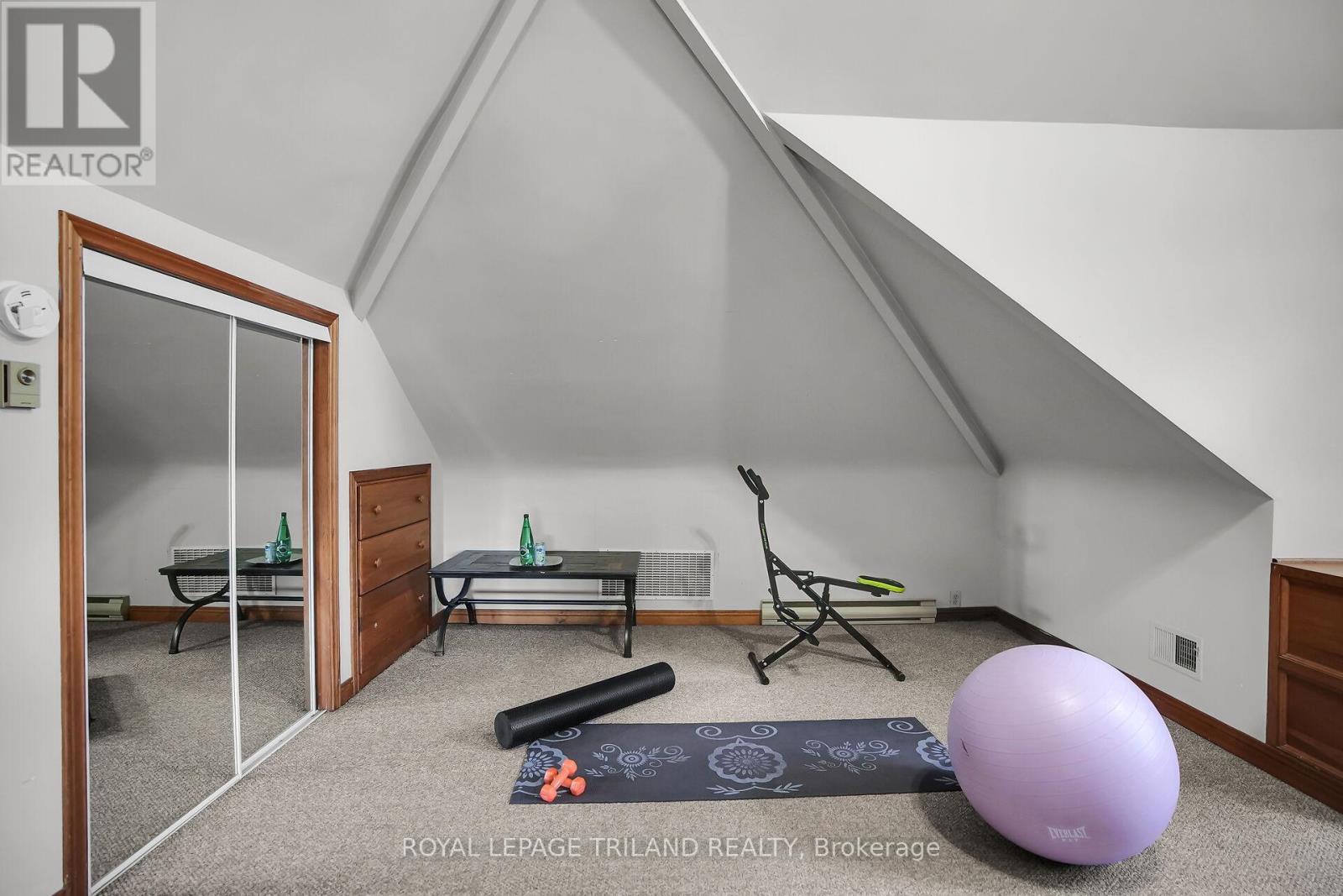 Photo 24 of 50 for 825 Riverside Drive