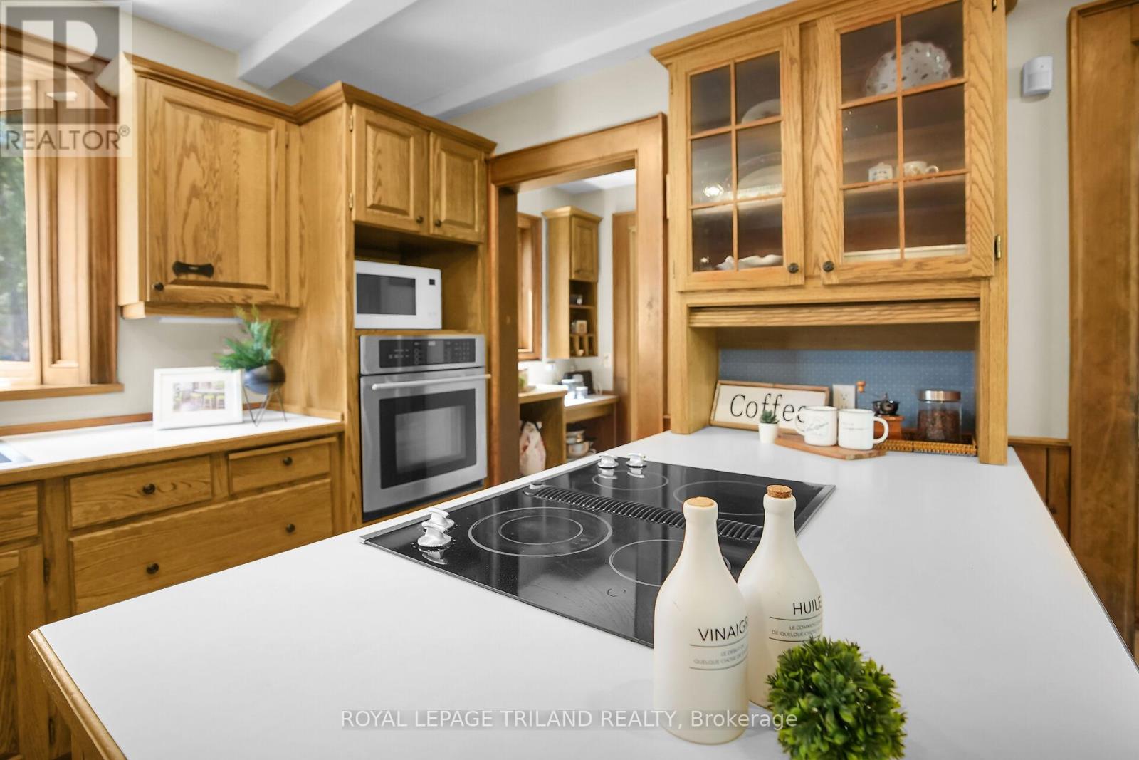 825 Riverside Drive, London North, Ontario  N6H 2S8 - Photo 12 - X12133724