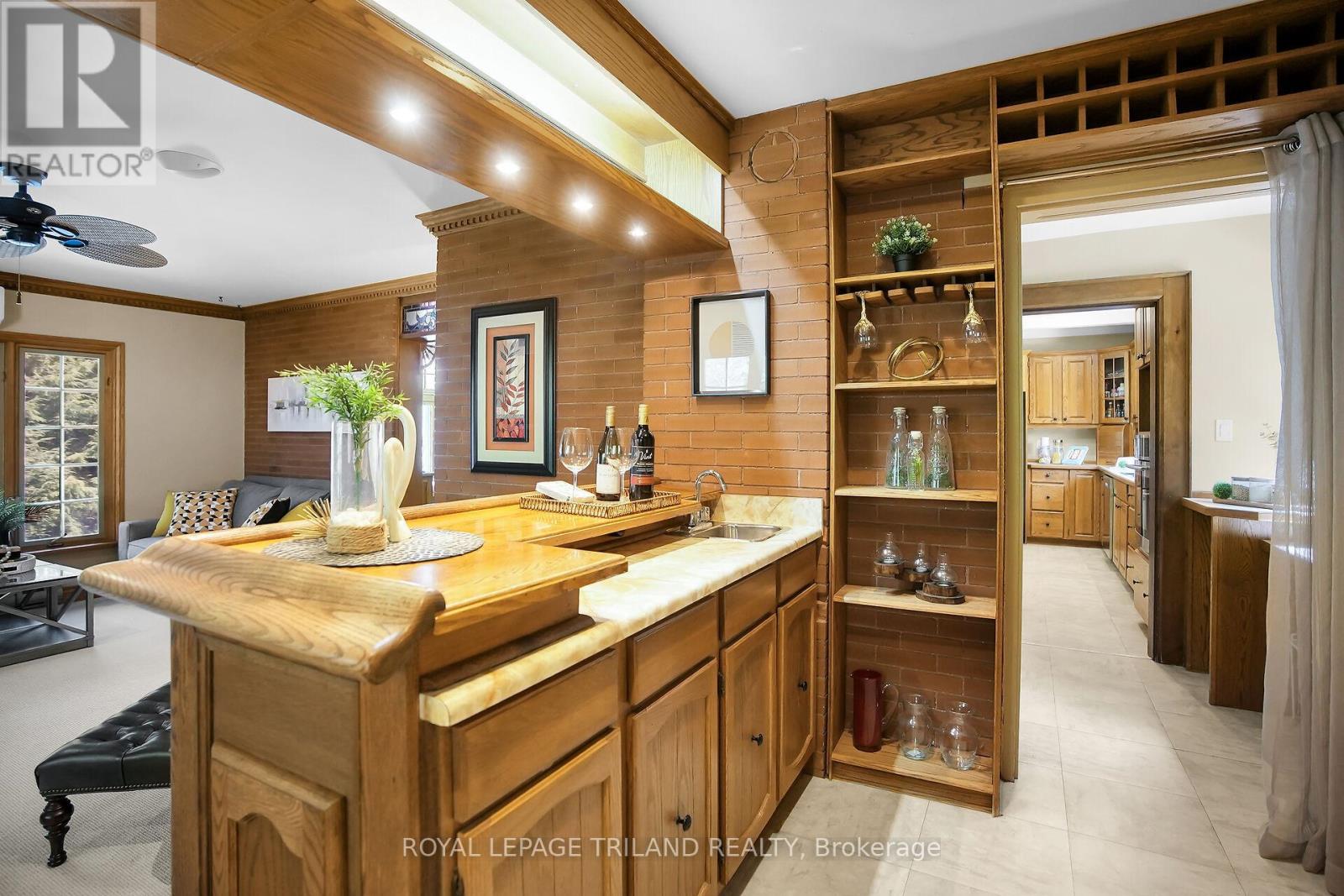 825 Riverside Drive, London North, Ontario  N6H 2S8 - Photo 18 - X12133724