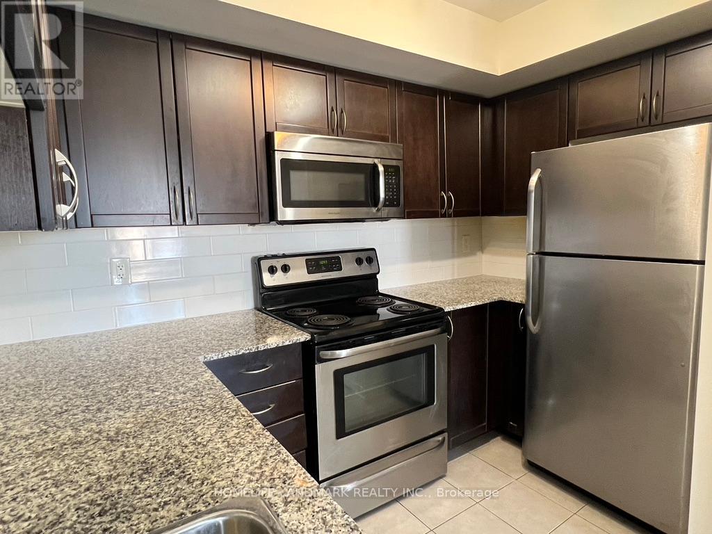 521 - 812 Lansdowne Avenue, Toronto, Ontario  M6H 4K5 - Photo 12 - W12693504