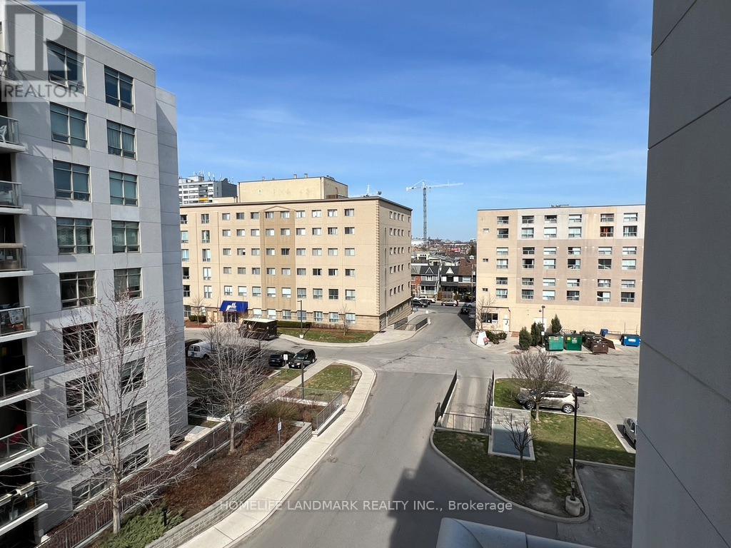 521 - 812 Lansdowne Avenue, Toronto, Ontario  M6H 4K5 - Photo 2 - W12693504