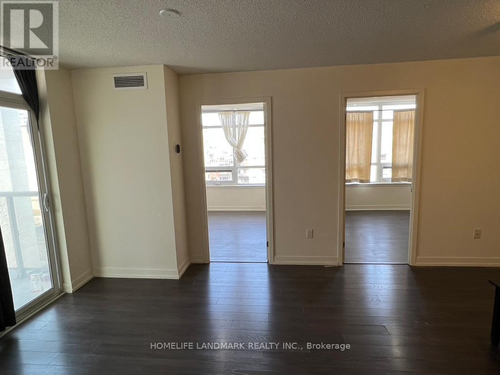 521 - 812 Lansdowne Avenue, Toronto, Ontario  M6H 4K5 - Photo 4 - W12693504