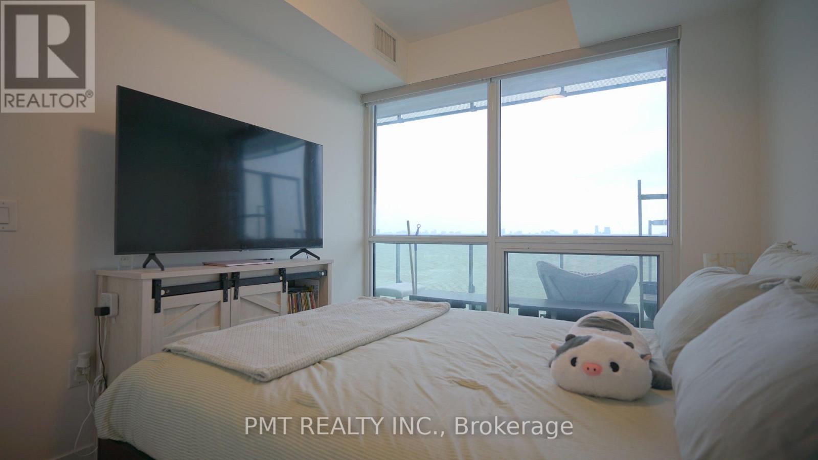 1205 - 10 De Boers Drive, Toronto, Ontario  M3J 0H1 - Photo 10 - W12693506