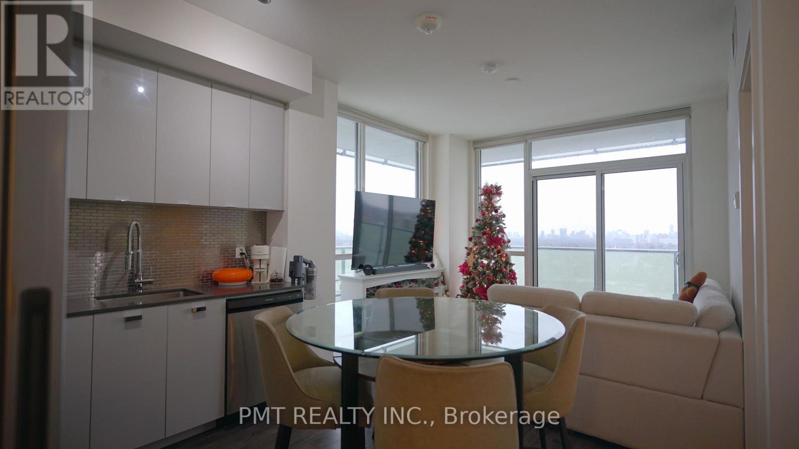 1205 - 10 De Boers Drive, Toronto, Ontario  M3J 0H1 - Photo 2 - W12693506