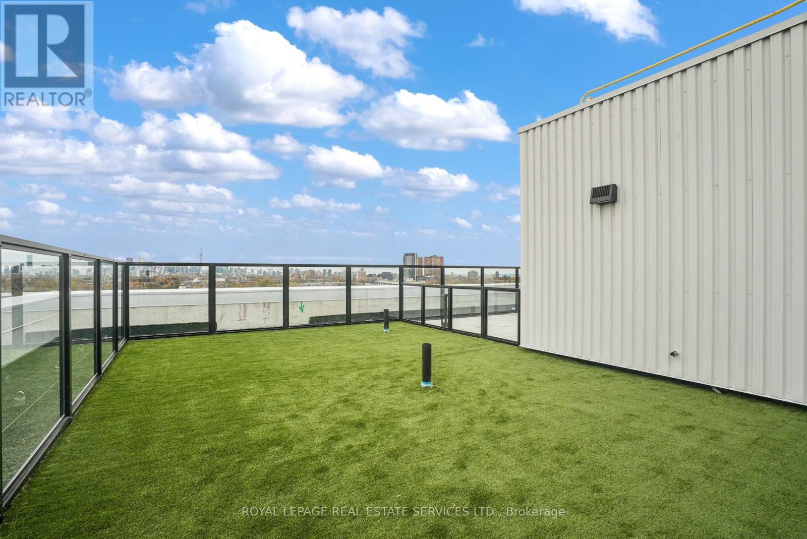 302 - 2720 Dundas Street W, Toronto, Ontario  M6P 1Y2 - Photo 29 - W12693536