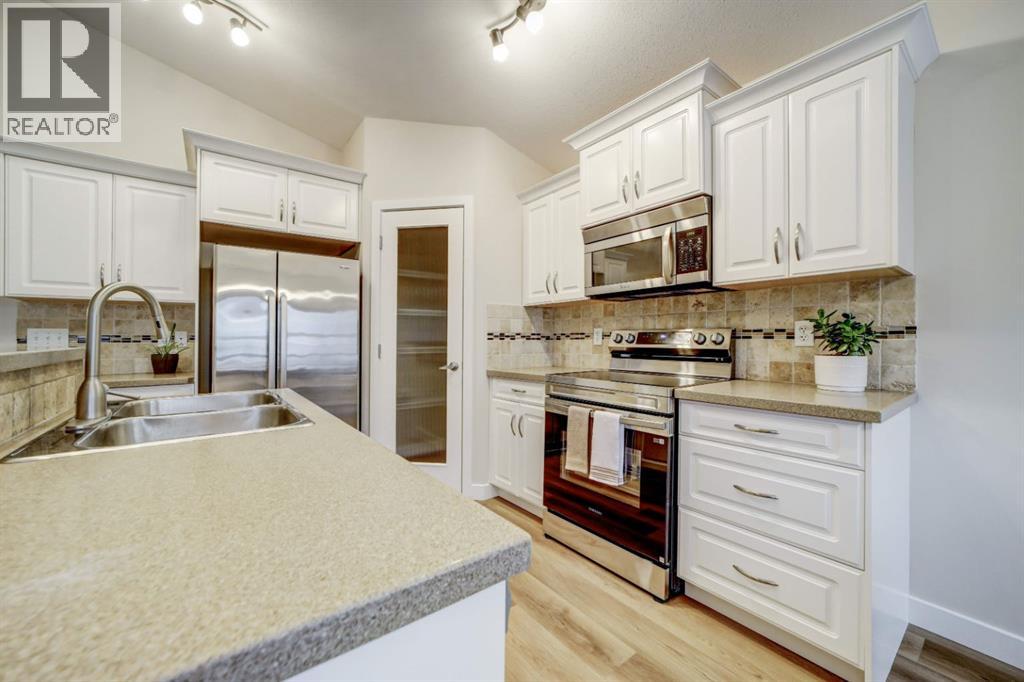 307 Sundance Drive, Coalhurst, Alberta  T0L 0V0 - Photo 13 - A2275999