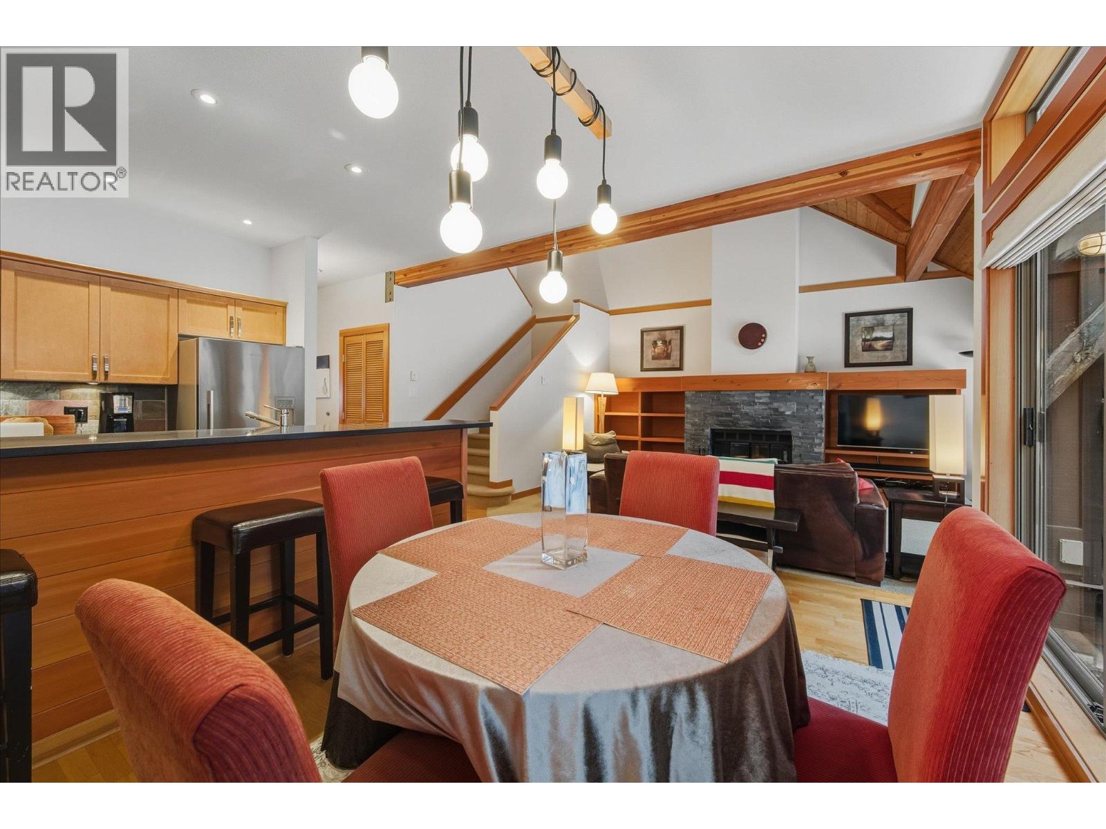 4603 Montebello Place, Whistler, British Columbia V8E 0Z4 - Photo 9 - R3078977