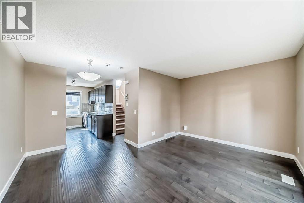 326 Covecreek Circle Ne, Calgary, Alberta  T3K 0W6 - Photo 6 - A2259741