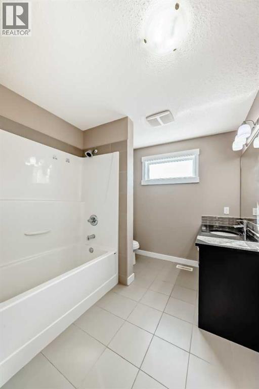 326 Covecreek Circle Ne, Calgary, Alberta  T3K 0W6 - Photo 29 - A2259741