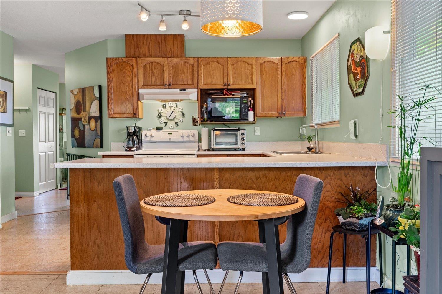 22141 Old Yale Road, Langley, British Columbia  V2Z 1A3 - Photo 17 - R3077747