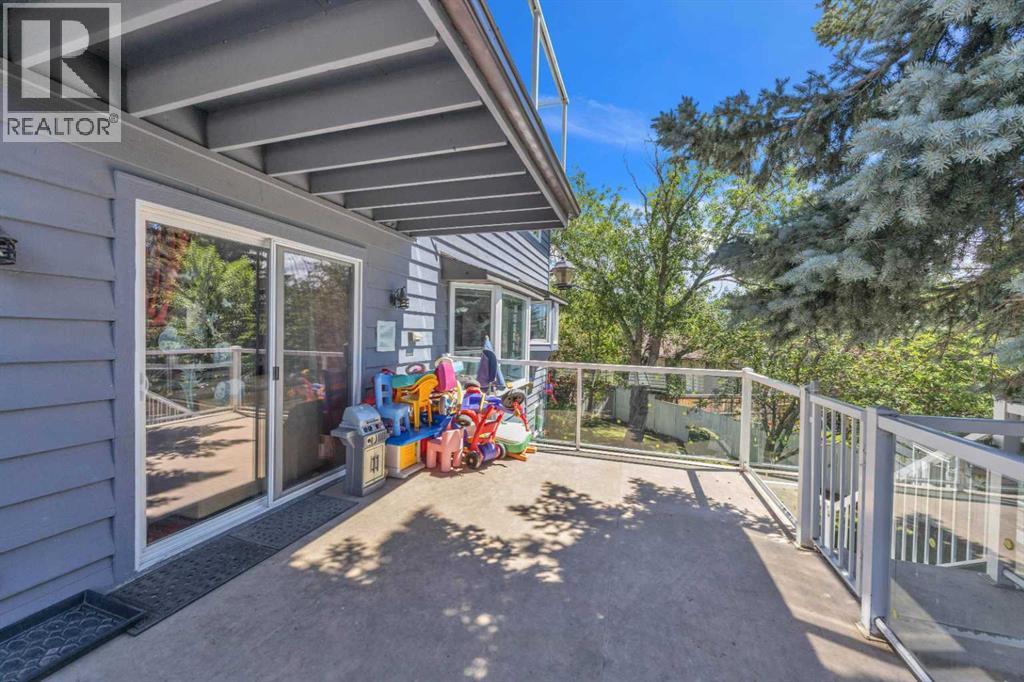 303 Ranchridge Bay Nw, Calgary, Alberta  T3G 1V5 - Photo 23 - A2278074