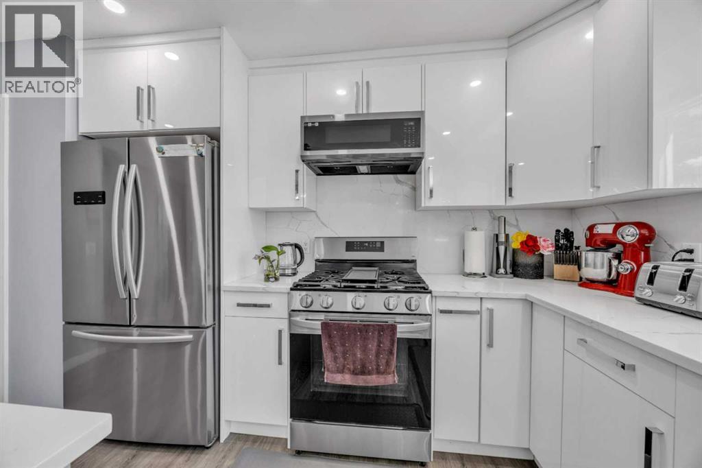 303 Ranchridge Bay Nw, Calgary, Alberta  T3G 1V5 - Photo 14 - A2278074